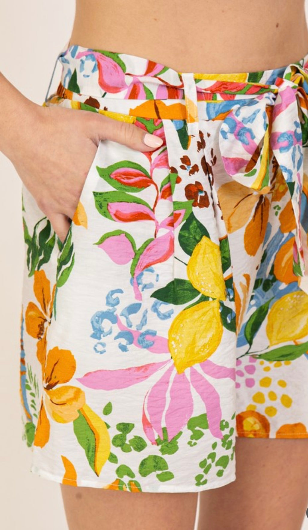 Gardenia Print Short