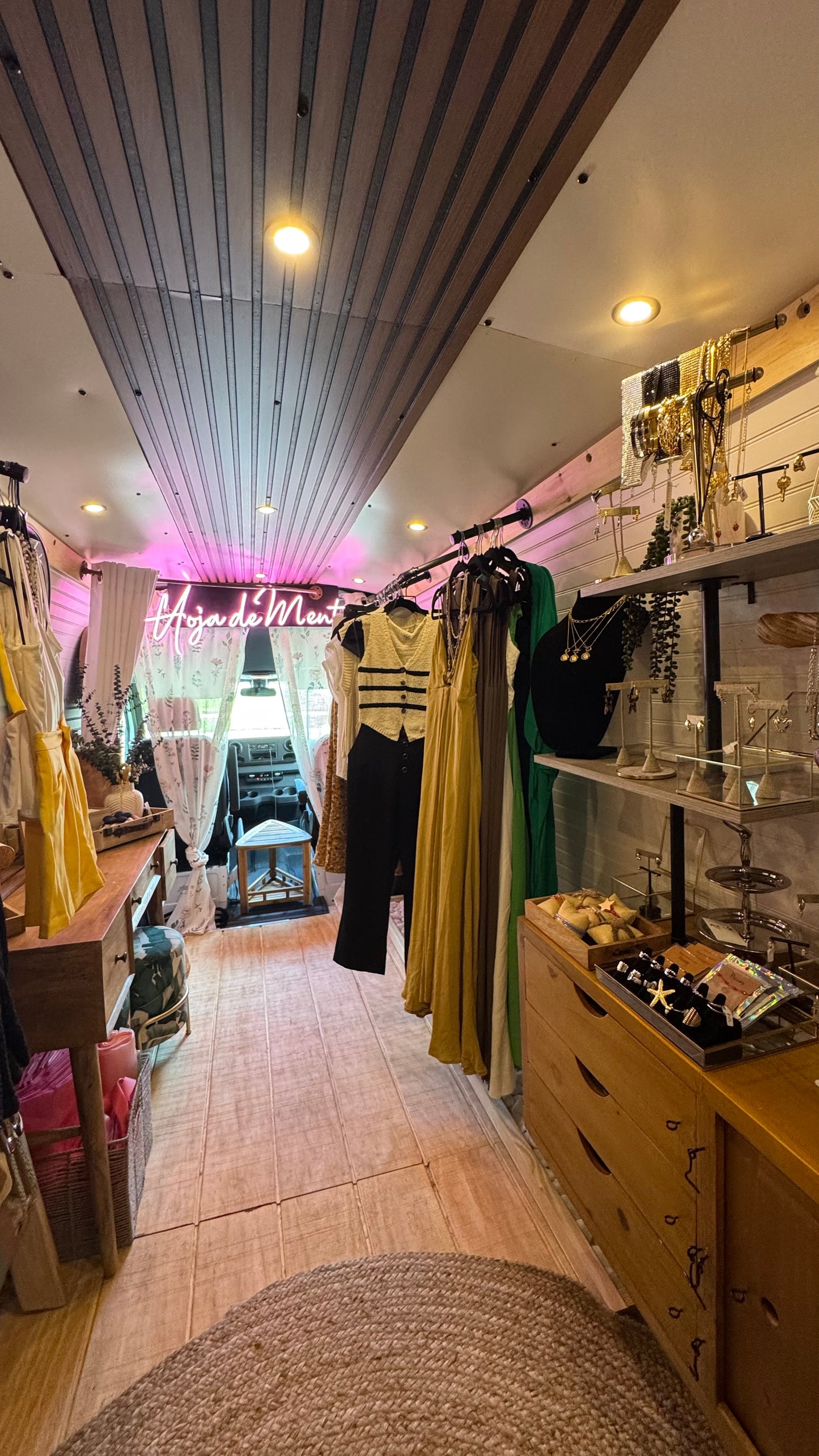 We bring the Mobile Boutique to YOU. Book your appointment today. “Your stylist at your doorstep”